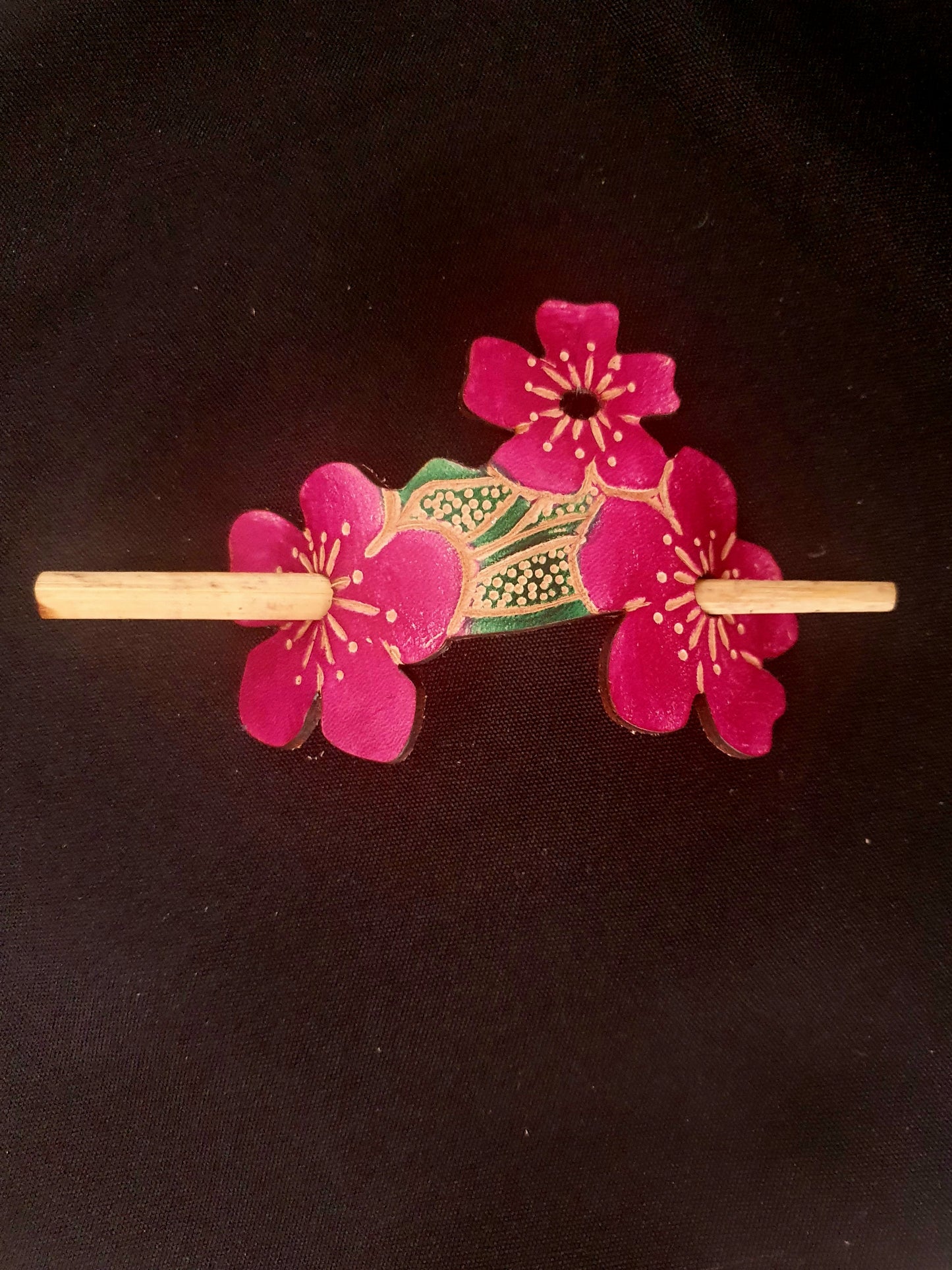Sakura hair clip